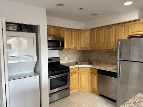8913 Riverside Place North Bergen NJ 07047