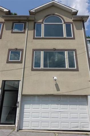 8913 Riverside Place North Bergen NJ 07047