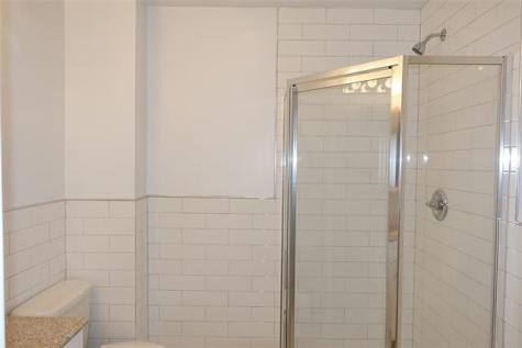 8913 Riverside Place North Bergen NJ 07047