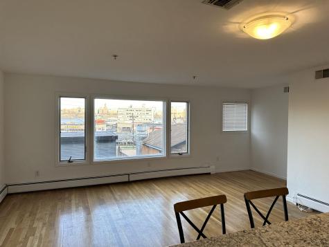 8913 Riverside Place North Bergen NJ 07047