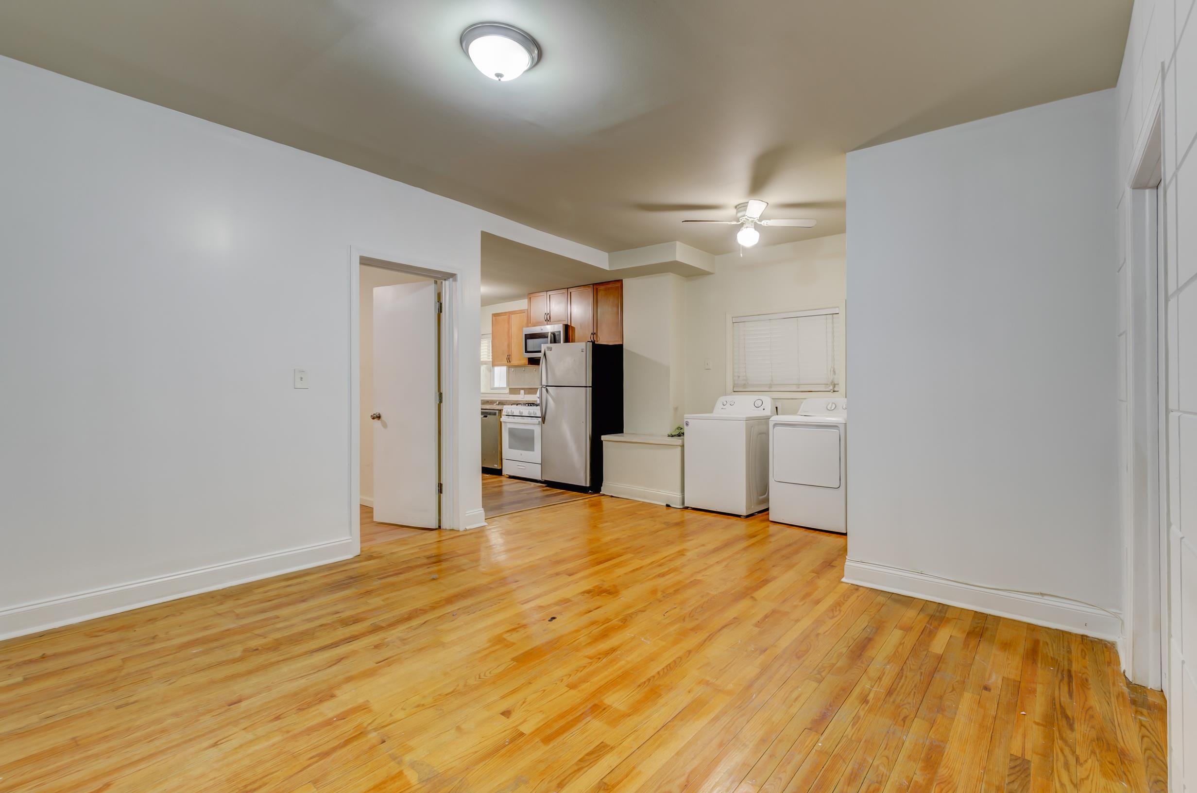77 Wallis Avenue Jersey City NJ 07304