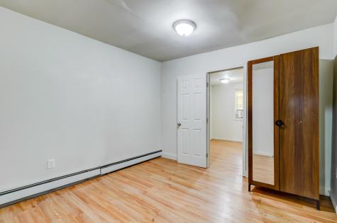 77 Wallis Avenue Jersey City NJ 07304