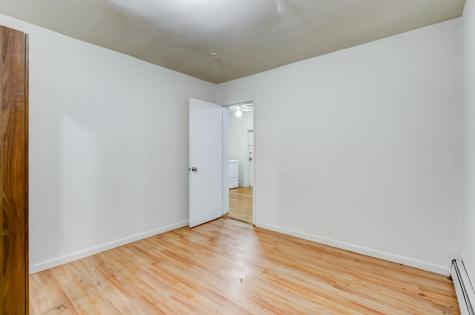 77 Wallis Avenue Jersey City NJ 07304