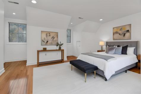 3 Regency Place Weehawken NJ 07086