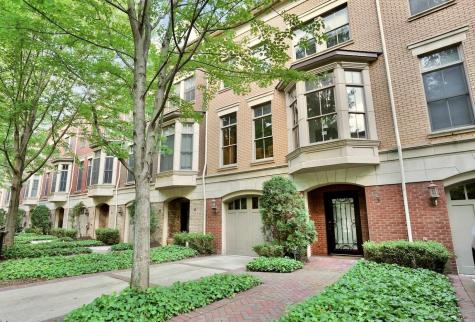 3 Regency Place Weehawken NJ 07086