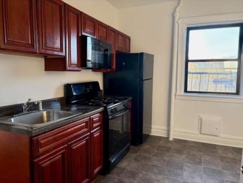 84 West 25th Street Bayonne NJ 07002