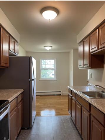220 Meadow Lane Secaucus NJ 07094