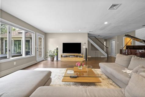 926 Norgate Drive Ridgewood NJ 07450