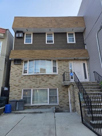 229 Griffith Street Jersey City NJ 07307