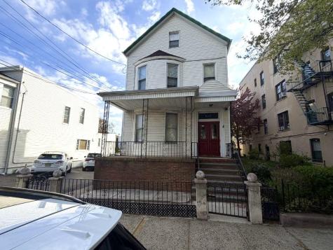 927 18th Street Union City NJ 07087
