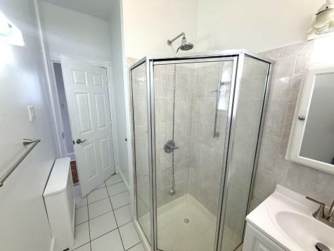 927 18th Street Union City NJ 07087