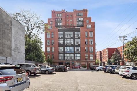205 10th Street Jersey City NJ 07302