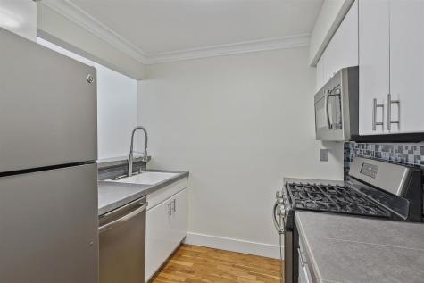205 10th Street Jersey City NJ 07302