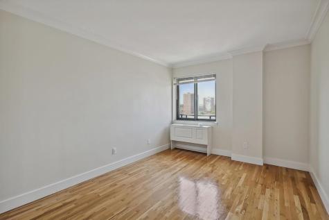 205 10th Street Jersey City NJ 07302