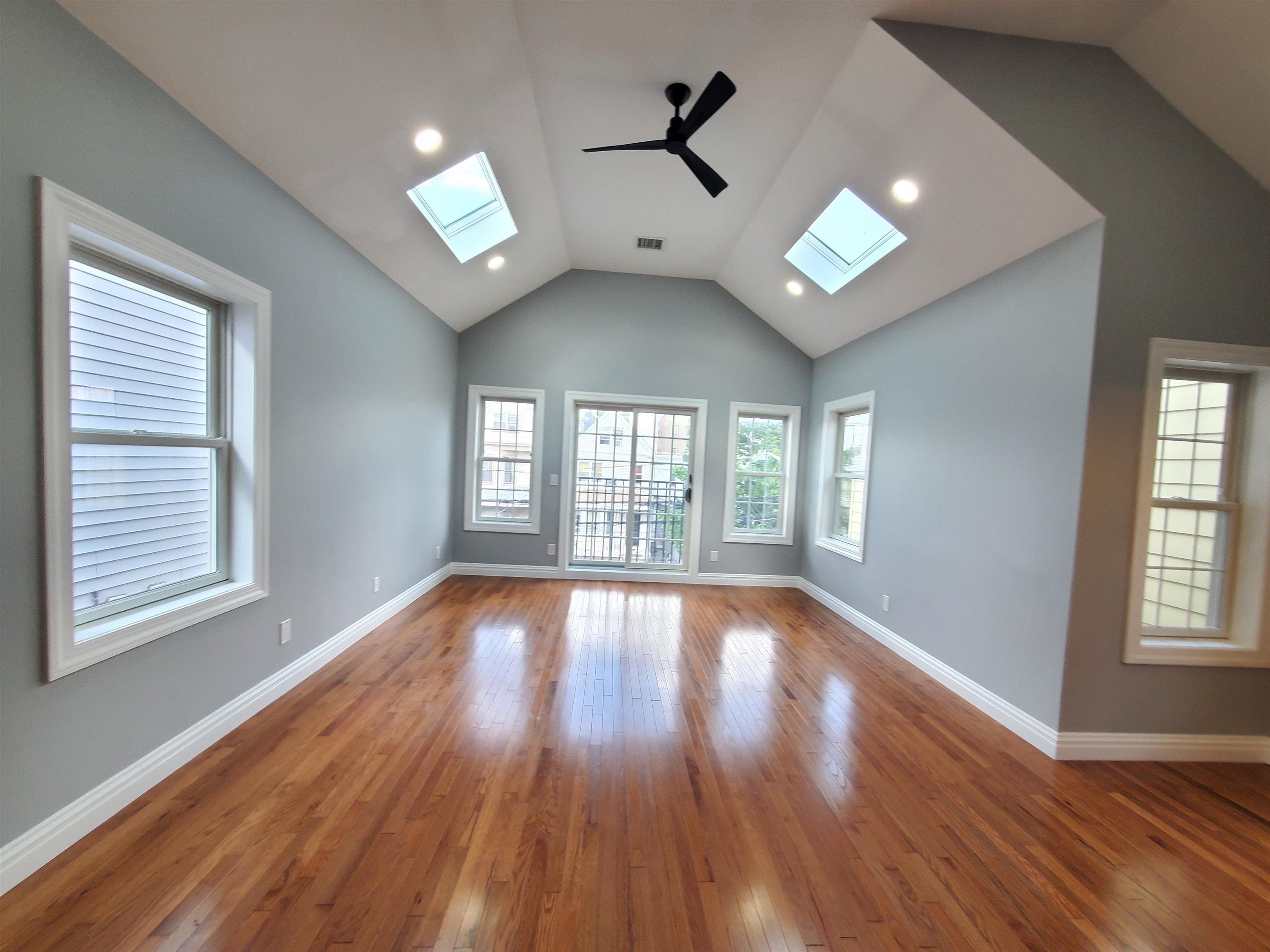 84 Andrew Street Bayonne NJ 07002