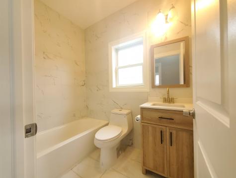 84 Andrew Street Bayonne NJ 07002