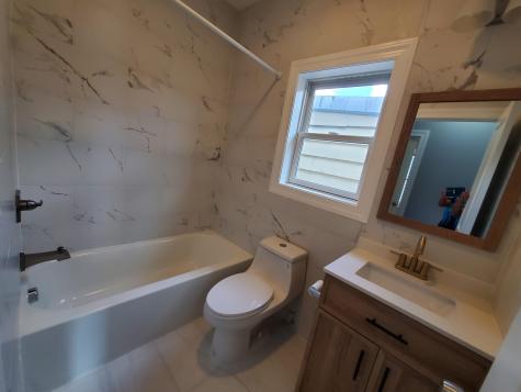 84 Andrew Street Bayonne NJ 07002