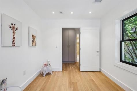 274 7th Street Jersey City NJ 07302