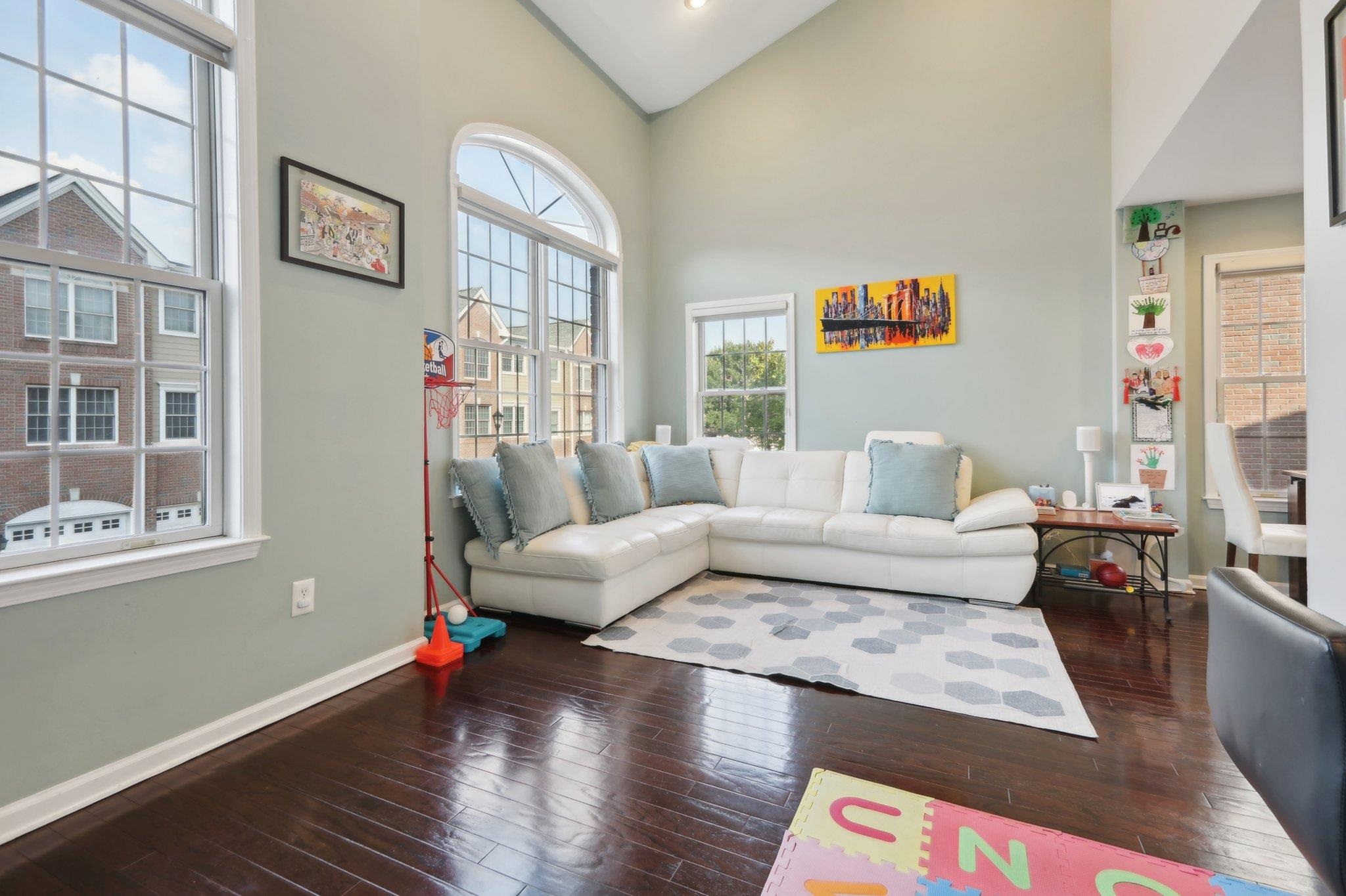 80 Lydia Drive Guttenberg NJ 07093