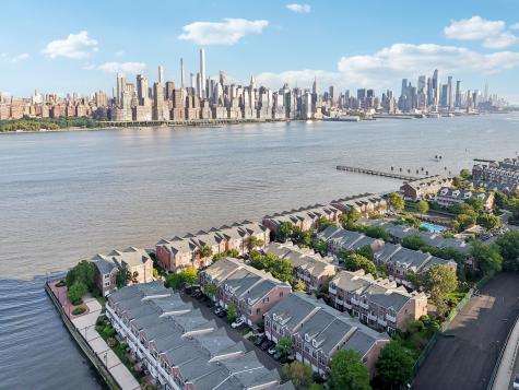 80 Lydia Drive Guttenberg NJ 07093