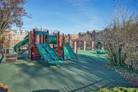 80 Lydia Drive Guttenberg NJ 07093