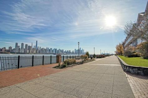 80 Lydia Drive Guttenberg NJ 07093