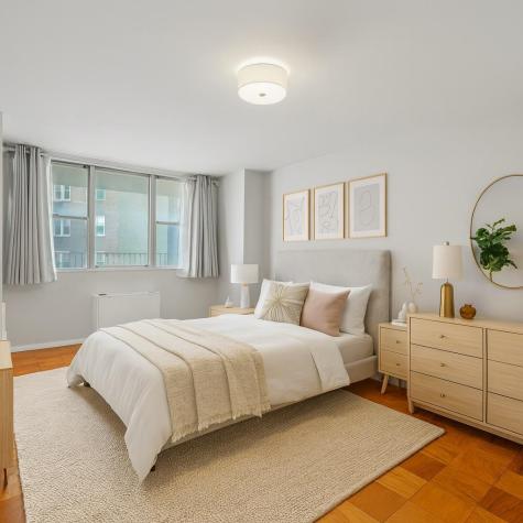 6040 Boulevard East West New York NJ 07093