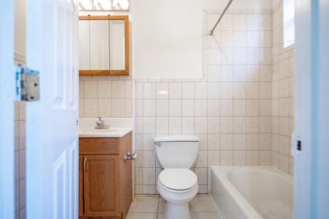 586-588 Avenue C Bayonne NJ 07002