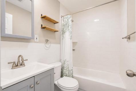 5 Oak Street Weehawken NJ 07086