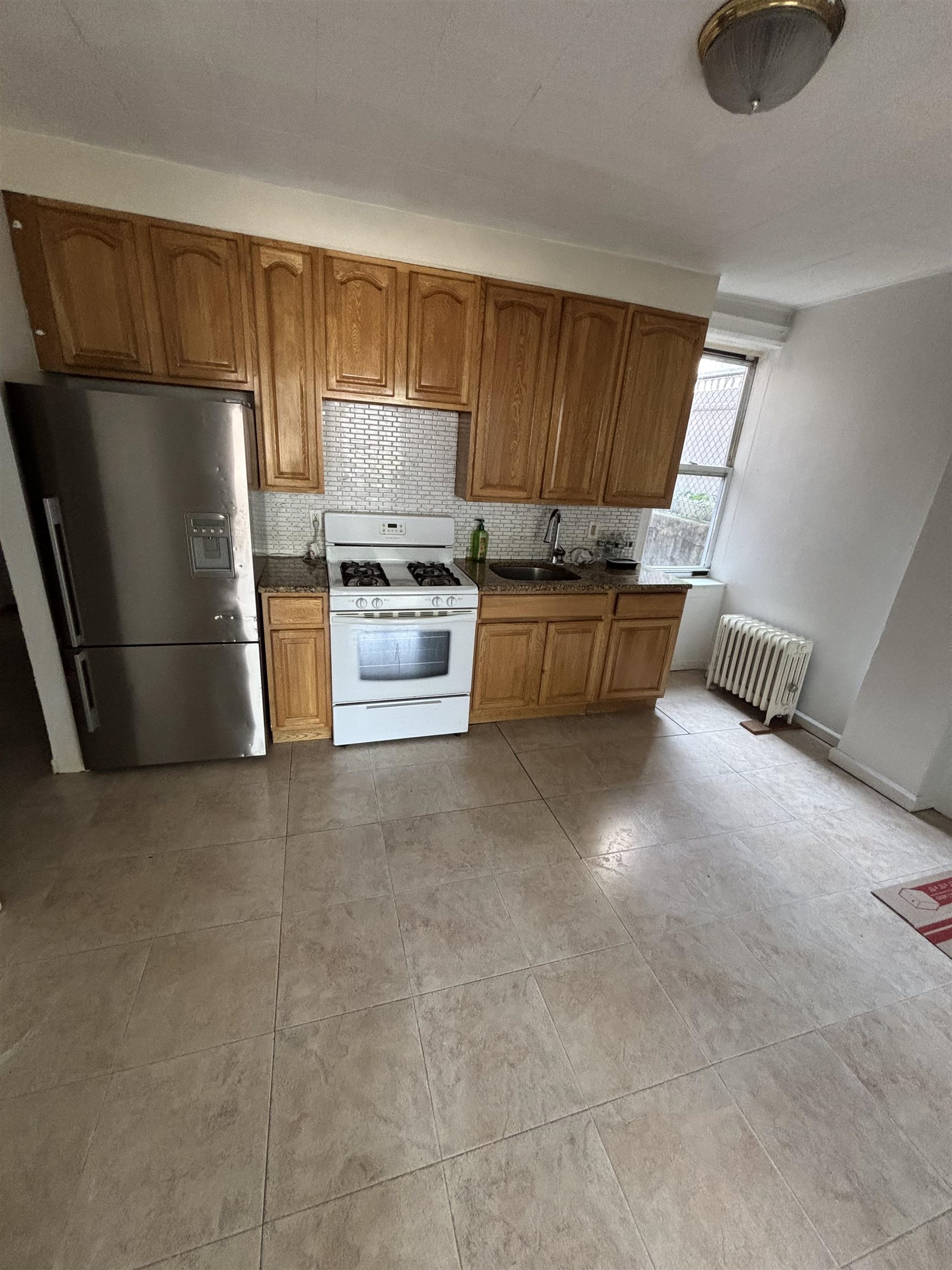 573 Avenue E Bayonne NJ 07002