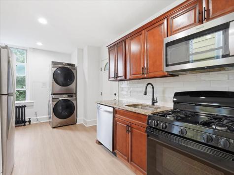 39 Winfield Avenue Jersey City NJ 07305