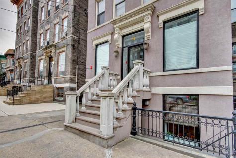 97 Clifton Terrace Weehawken NJ 07086