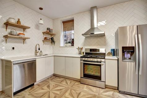 97 Clifton Terrace Weehawken NJ 07086