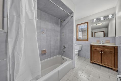 612 72nd Street North Bergen NJ 07407