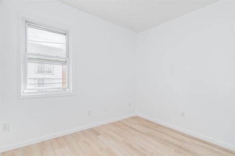 147 Avenue E Bayonne NJ 07002