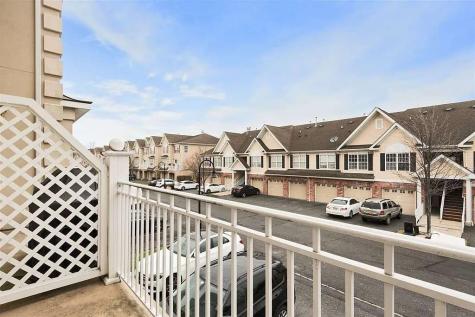 187 Blue Heron Drive Secaucus NJ 07094