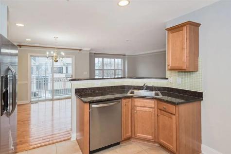 187 Blue Heron Drive Secaucus NJ 07094