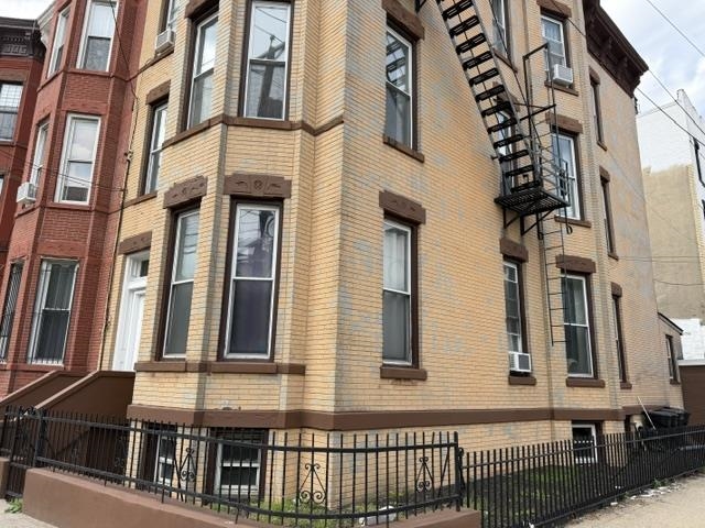 125 Palisade Avenue Jersey City NJ 07306