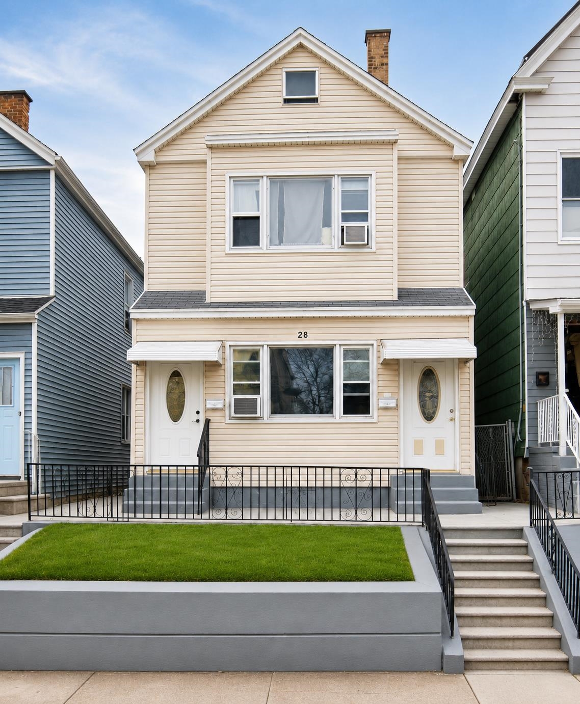 28 East 49th Street Bayonne NJ 07002