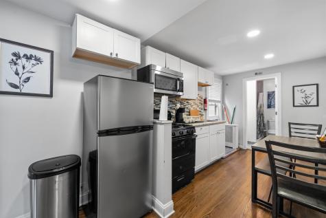 9 West 51st Street Bayonne NJ 07002
