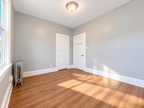 47 East Henry Street Linden NJ 07036