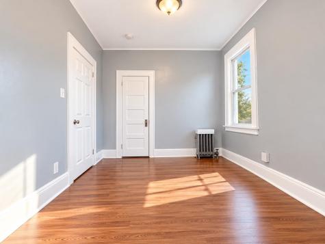 47 East Henry Street Linden NJ 07036