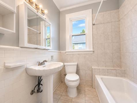 47 East Henry Street Linden NJ 07036