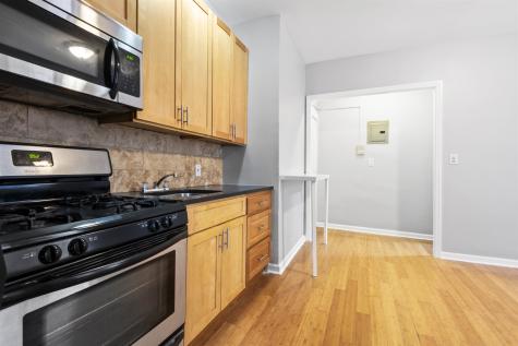 118 Corbin Avenue Jersey City NJ 07306