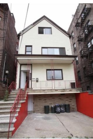 719 18th Street Union City NJ 08087