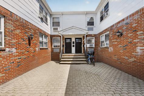 42 Lienau Place Jersey City NJ 07306