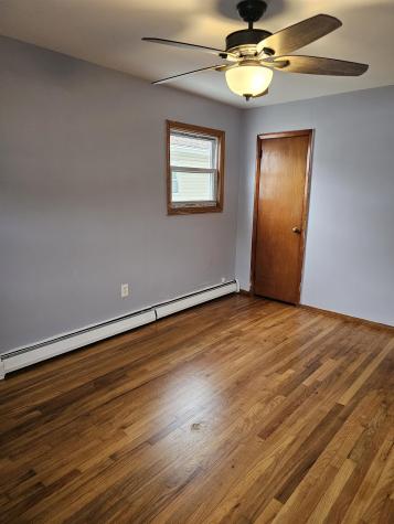 65 Suburbia Court Jersey City NJ 07305