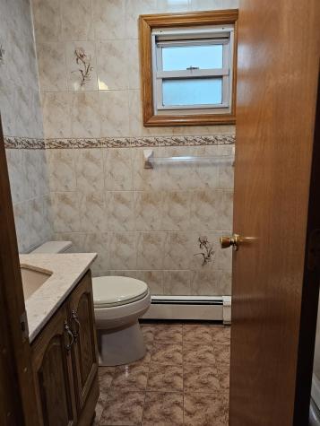 65 Suburbia Court Jersey City NJ 07305