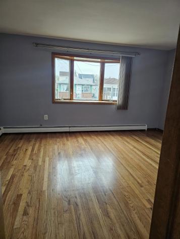 65 Suburbia Court Jersey City NJ 07305