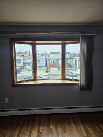 65 Suburbia Court Jersey City NJ 07305